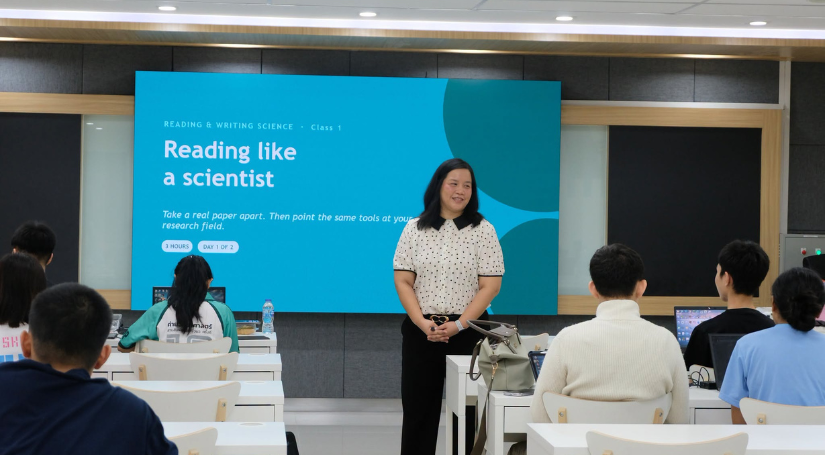 กิจกรรม English Pathway to University: Research Report Writing and Research Presentation Training